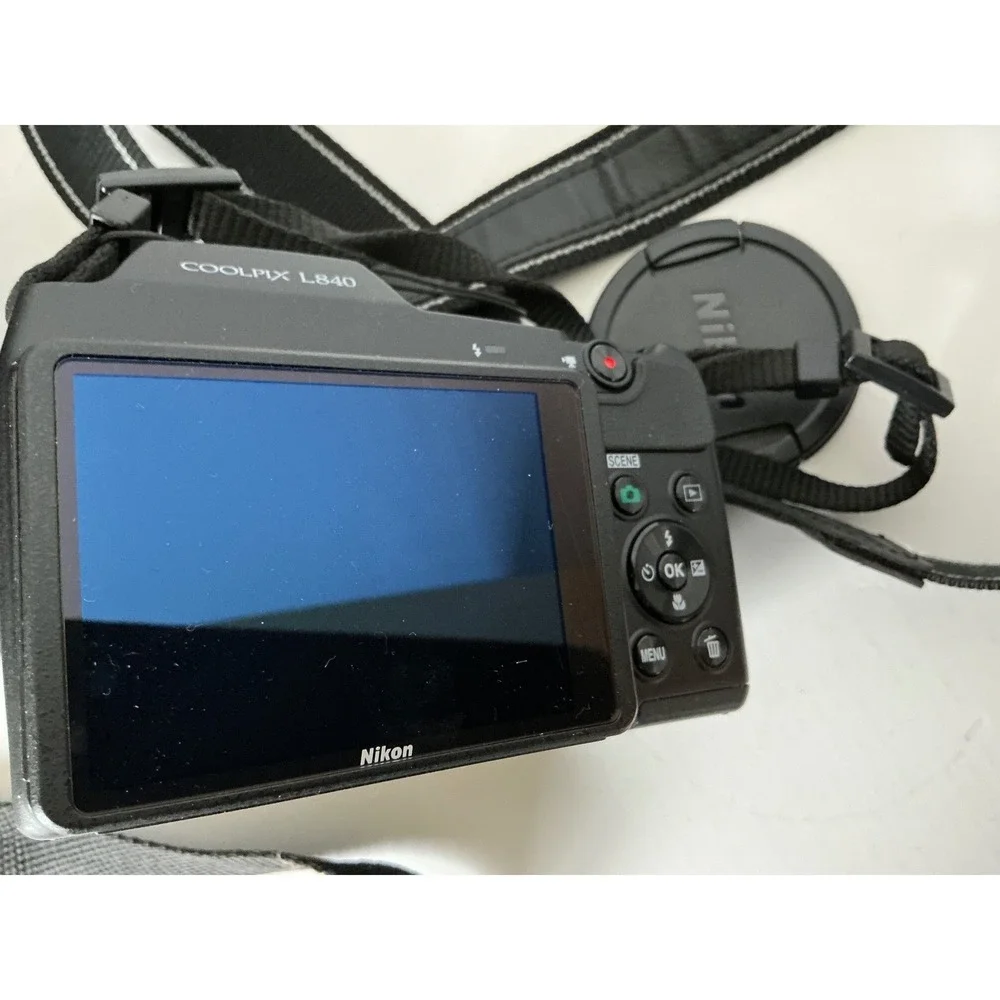 Nikon Coolpix‎ L840 Digital Camera 38x Zoom Black Case Logic Bag Bundle